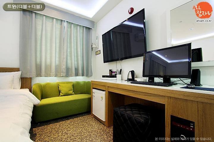 The Hotel Bon Сувон Номер фото