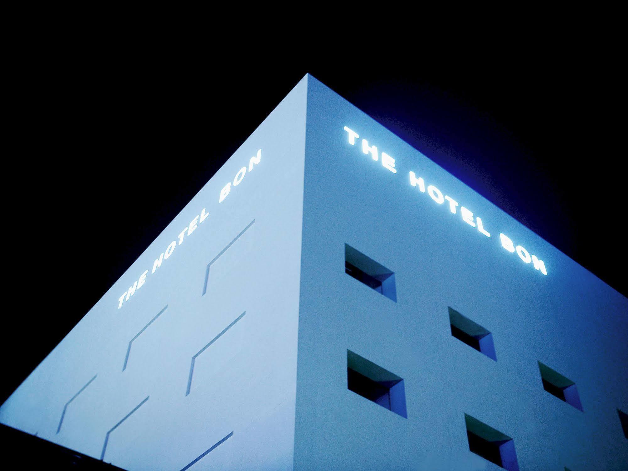The Hotel Bon Сувон Экстерьер фото